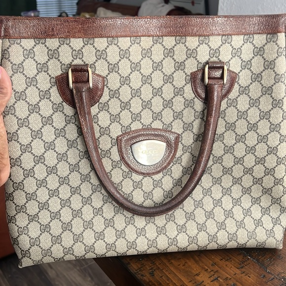 Gucci Bundle - Live Listing - Picture 3 of 3